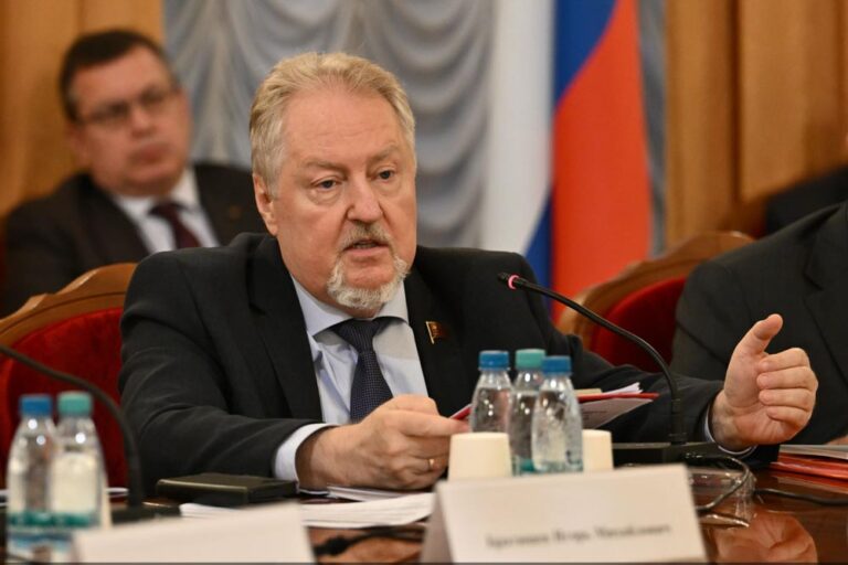 Сергей Обухов. Конституционный статус русского народа требует перехода от деклараций к реальной государственной политике